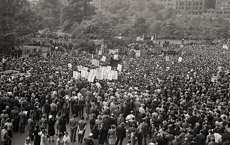 A large D-Day rally in support of the troops in Madison Square, New York.