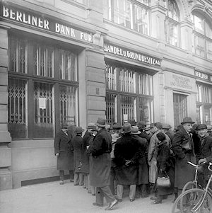 berlin-bank-run.jpg